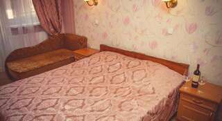 Гостиница Гостевой дом Башня Севастополь Двухместный номер с 2 отдельными кроватями-4